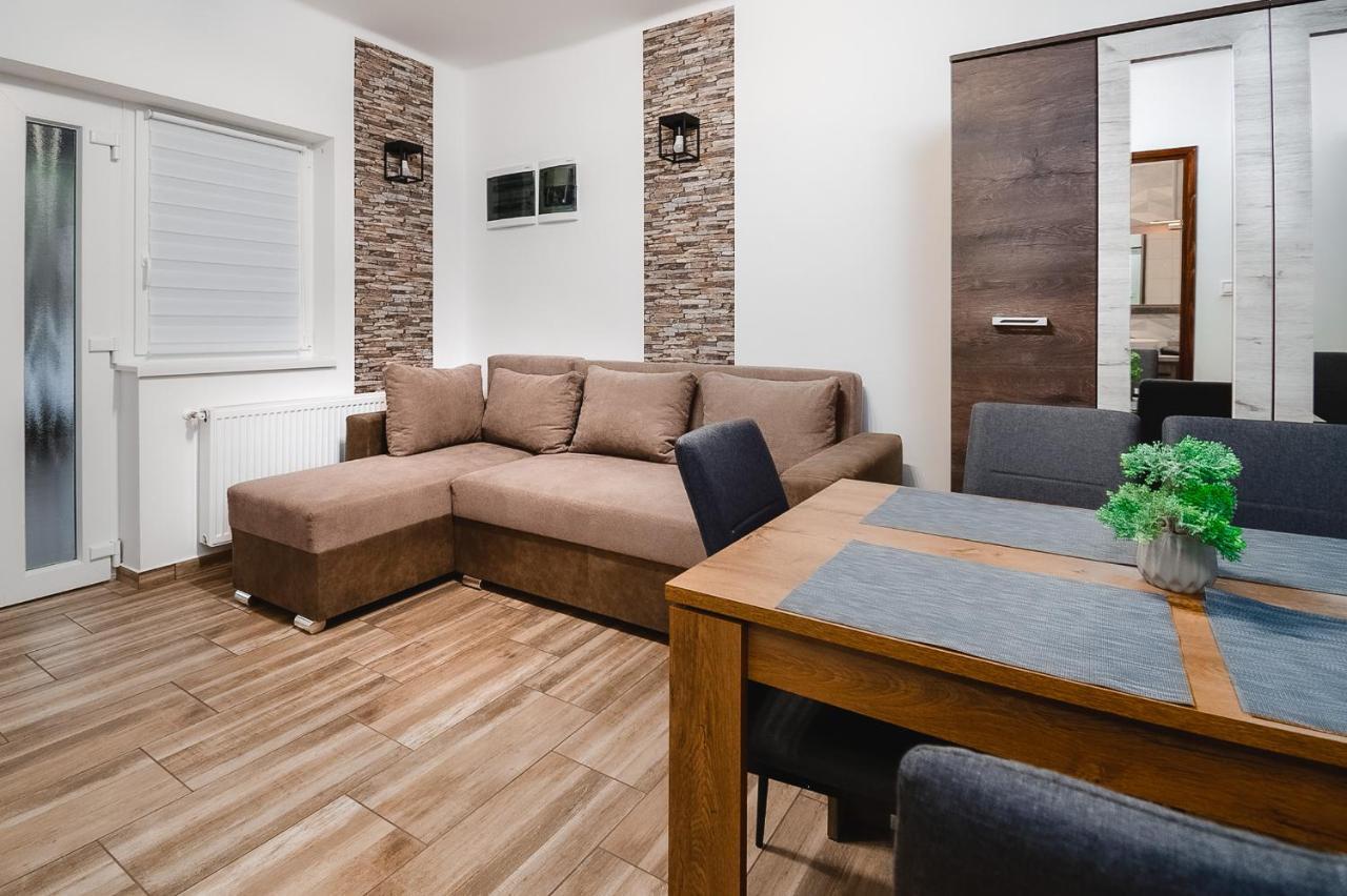 Reborn Lux Apartments Hajdúszoboszló Zewnętrze zdjęcie
